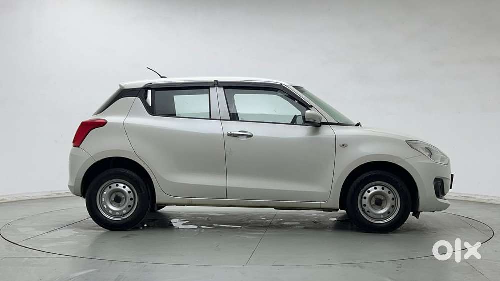 Maruti Suzuki Swift 1.3 Lxi, 2023, Petrol