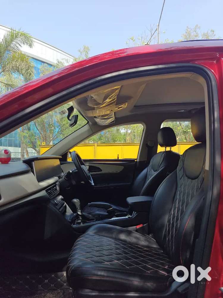 Mahindra Xuv700 2023 Diesel 79000 Km Driven