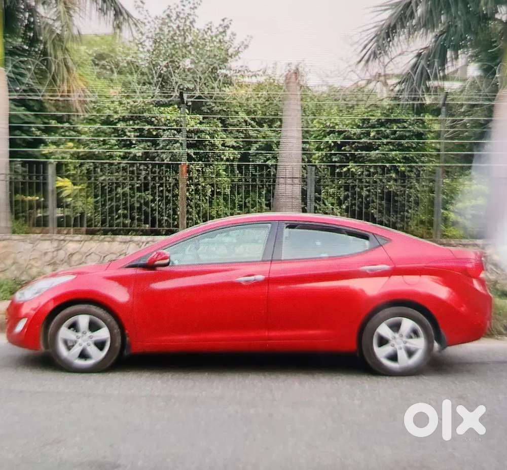 Hyundai Elantra 2014 Petrol 85000 Km Driven