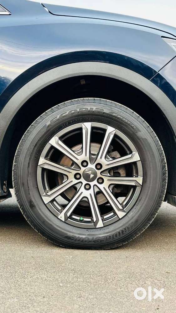 Mahindra Xuv700 2.2 Ax 7 Diesel Mt Str, 2023, Diesel