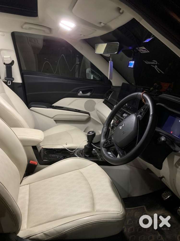 Mahindra Xuv300 Petrol 2025