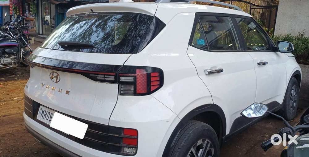 Hyundai Venue Sx Mt, 2023, Diesel