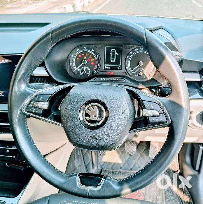 Skoda Slavia Ambition 1.5l Tsi Mt, 2023, Petrol