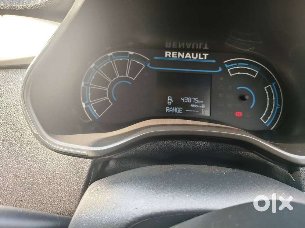 Renault Triber Rxz, 2021, Petrol