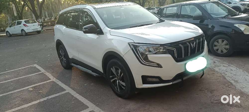 Mahindra Xuv700 2022 Petrol Well Maintained Single Handed