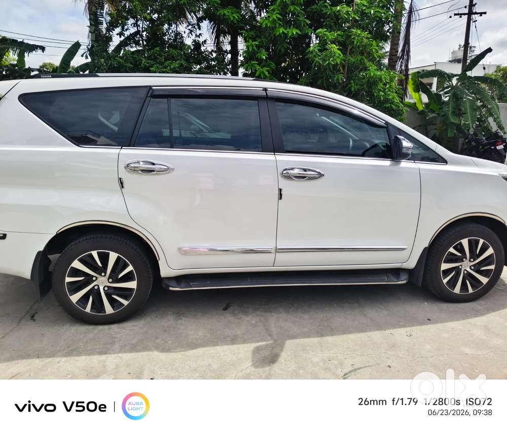 Toyota Innova Crysta 2.4 Z 7 Str, 2026, Diesel