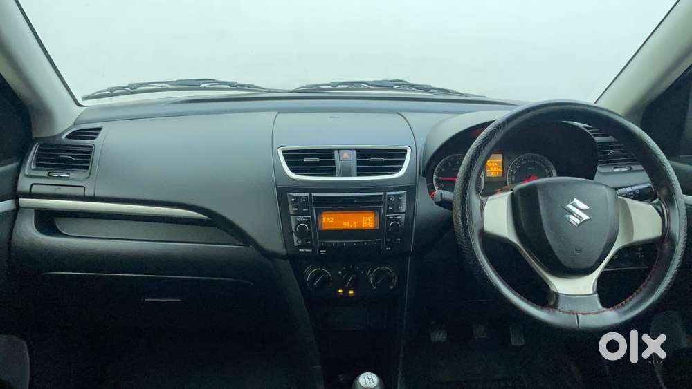 Maruti Suzuki Swift Vvt Vxi, 2016, Petrol