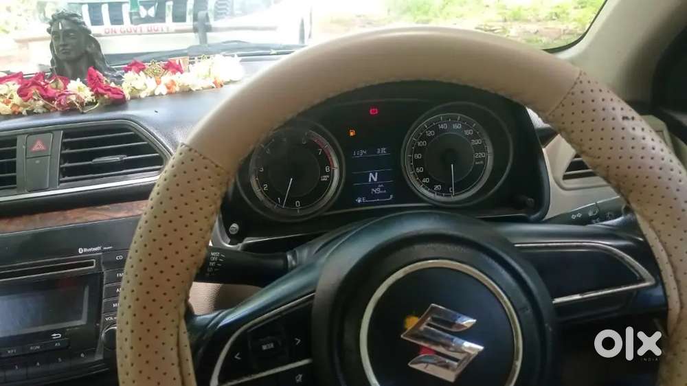 Maruti Suzuki Dzire 2017 Petrol 67000 Km Driven