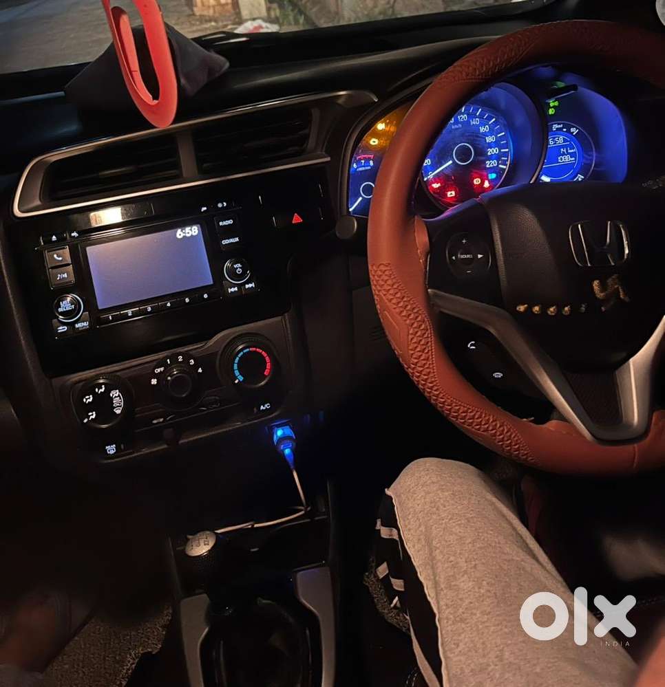 Honda Jazz 2016 Petrol Well Maintained