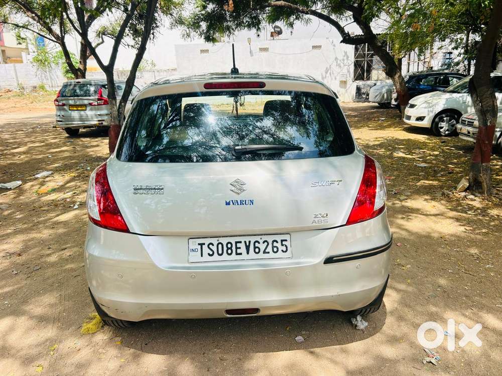 Maruti Suzuki Swift Zxi, 2015, Petrol