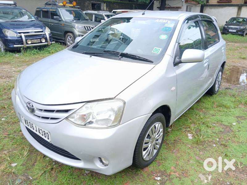 Toyota Etios Liva G, 2012, Petrol