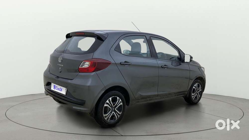 Tata Tiago 1.2 Revotron Xta, 2022, Petrol