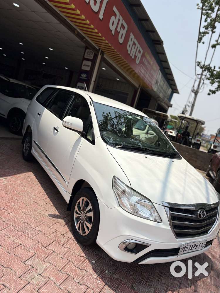 Toyota Innova 2.5 Vx 8 Str, 2015, Diesel