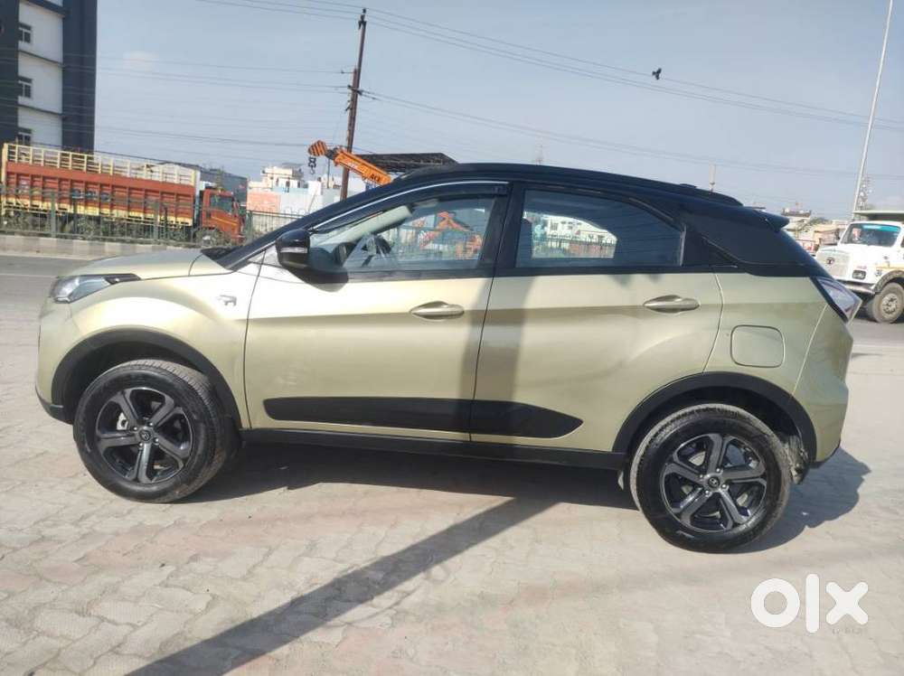 Tata Nexon Amt Xza Plus, 2023, Petrol