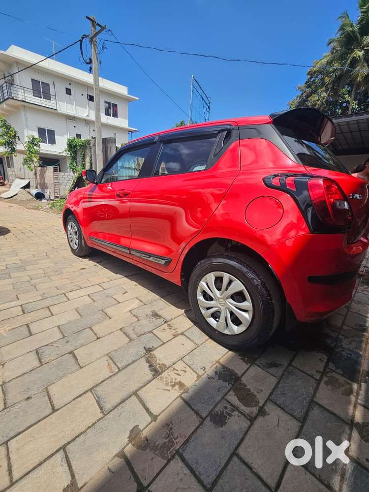 Maruti Suzuki Swift Vxi + Manual, 2021, Petrol