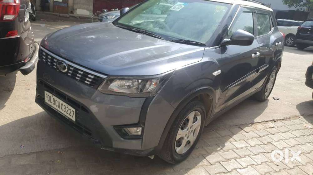 Xuv300, Single Owner, Top Model With Sunroof