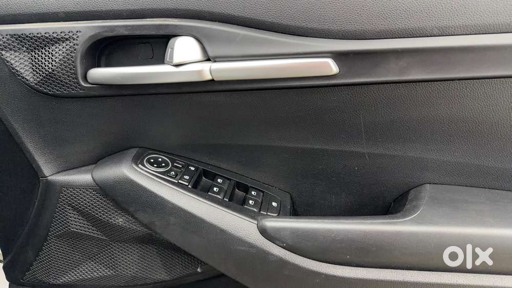 Kia Seltos Htk Plus G, 2022, Petrol