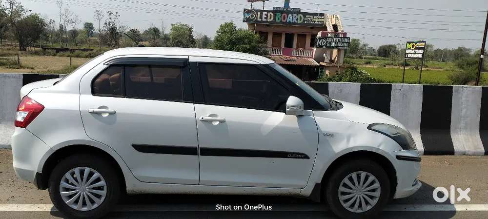 Maruti Suzuki Dzire 2016 Petrol 110545 Km Driven