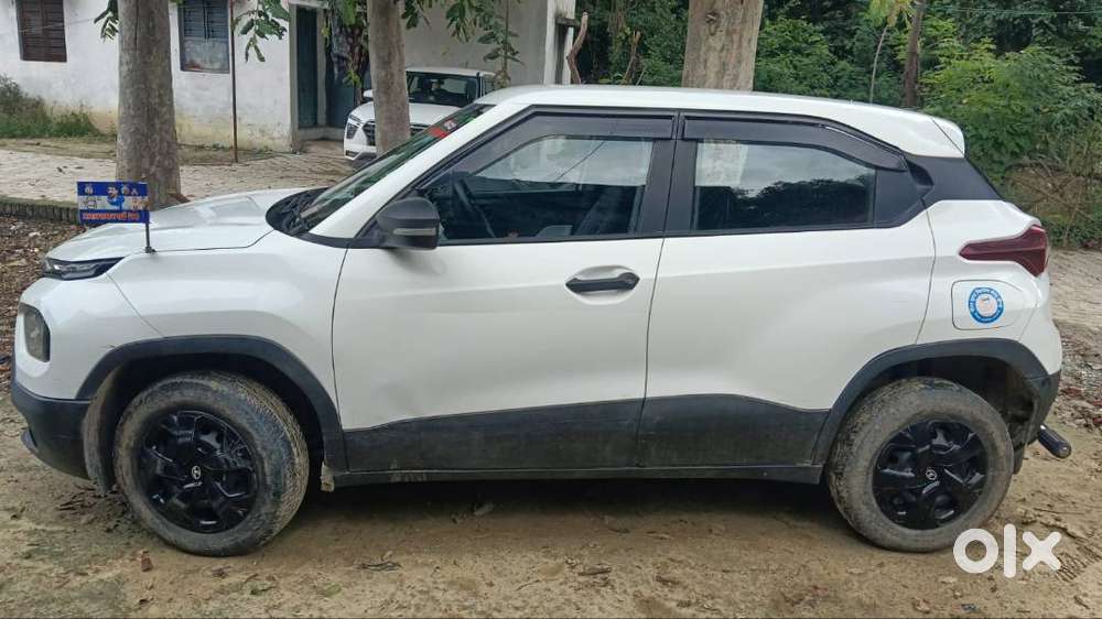 Tata Punch Smart Plus 2025