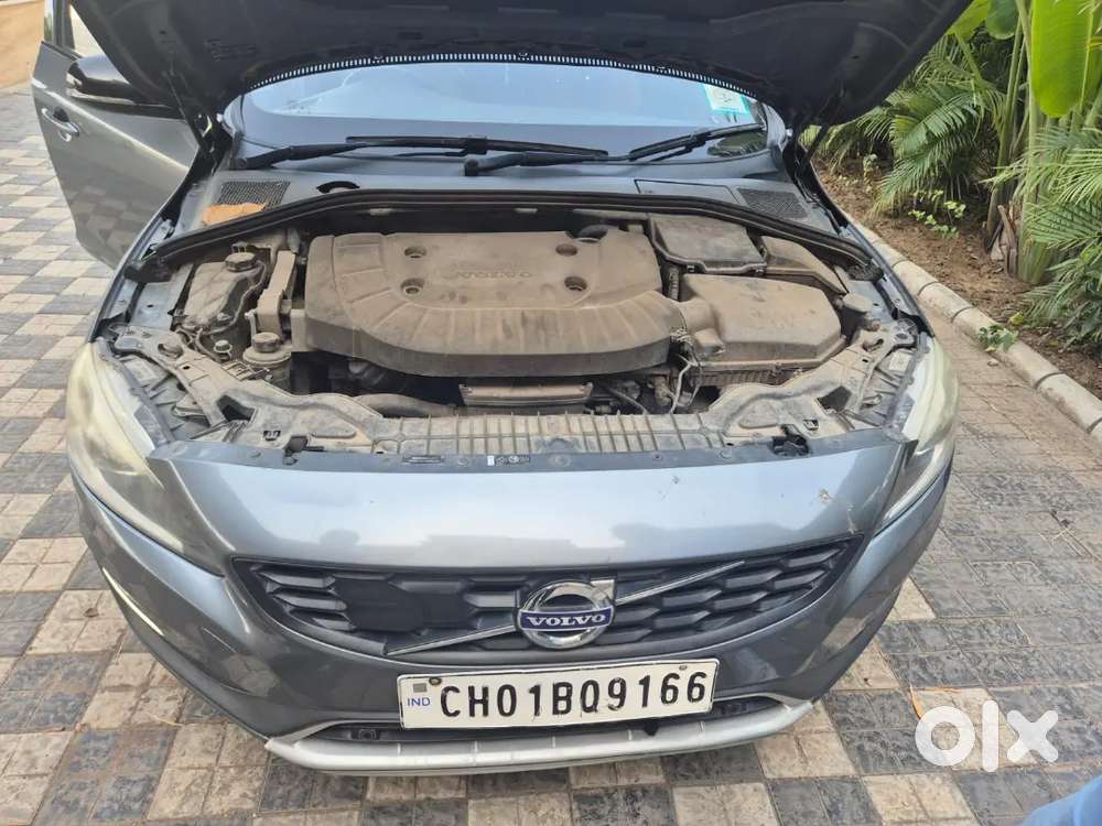 Brand New Car 2tyre 90% 2 Tyre 50 % Insorance Vaild