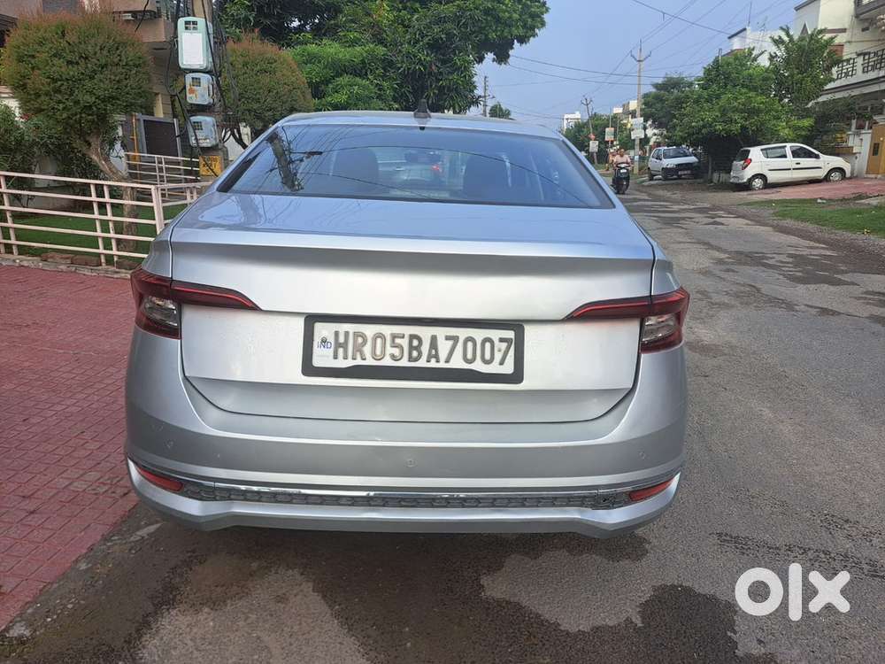 Skoda Slavia Petrol 2022