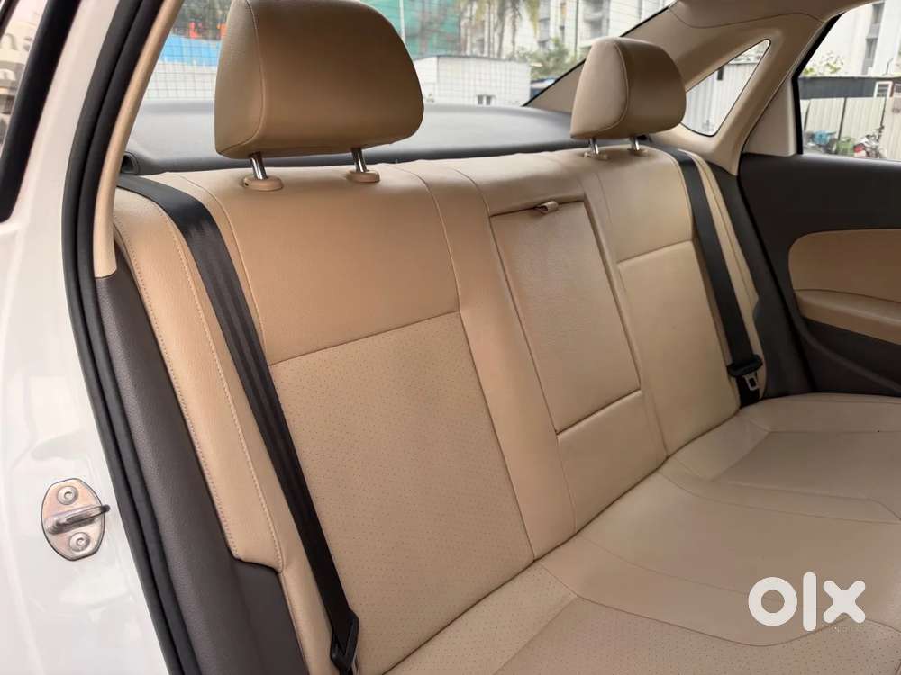 Volkswagen Vento 1.2 Tsi Highline Plus At, 2018, Petrol