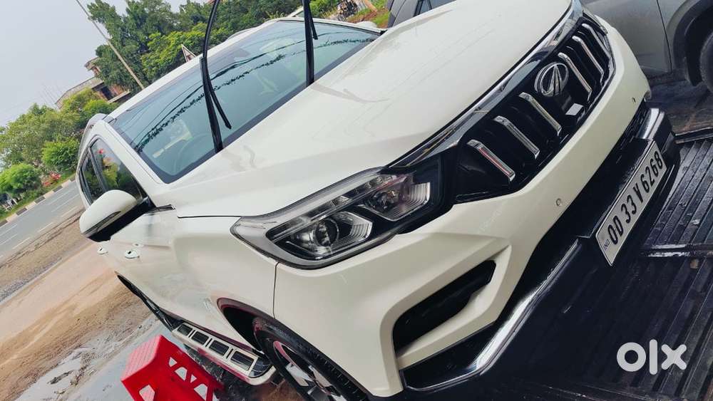 Mahindra Alturas G4 2019