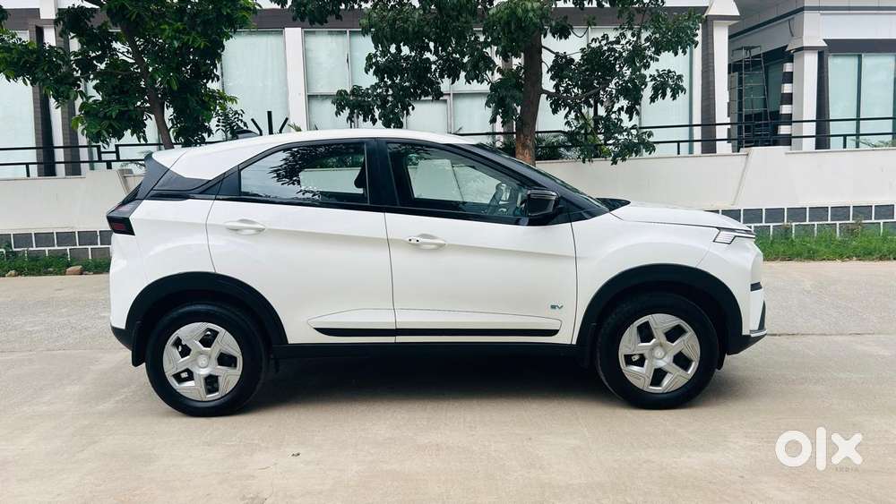 Tata Nexon Ev Creative Plus Mr, 2025, Electric