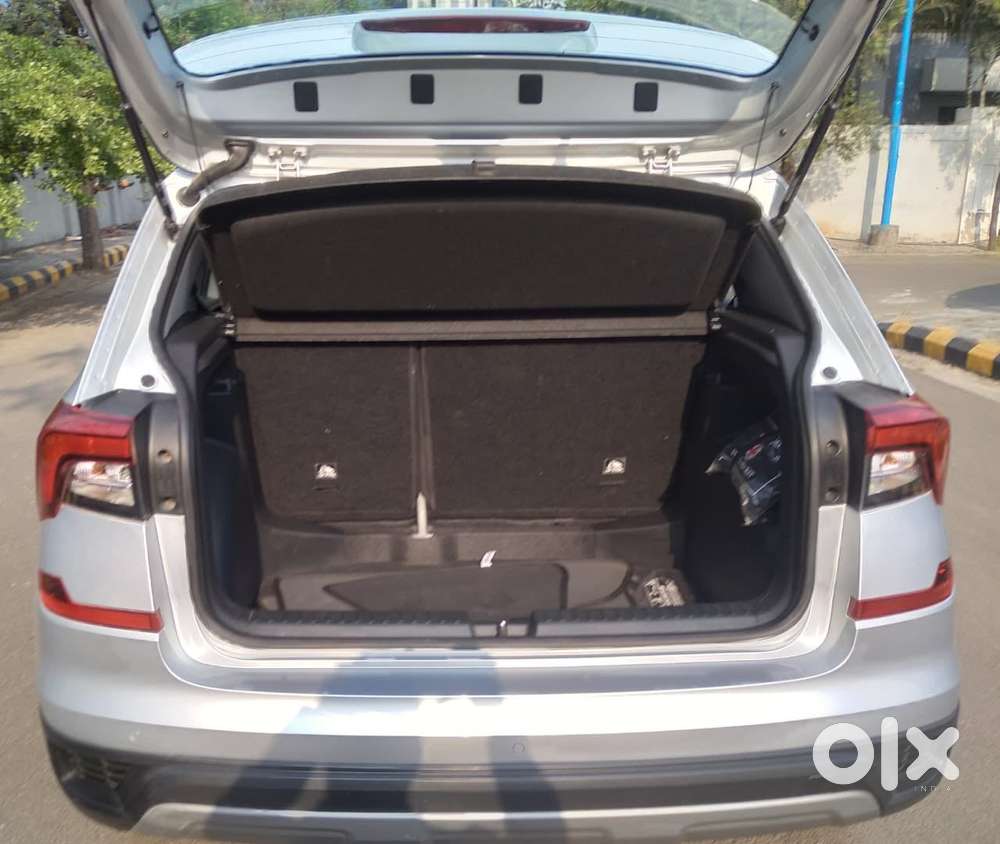 Skoda Kushaq 1.0 Tsi Style At, 2023, Petrol