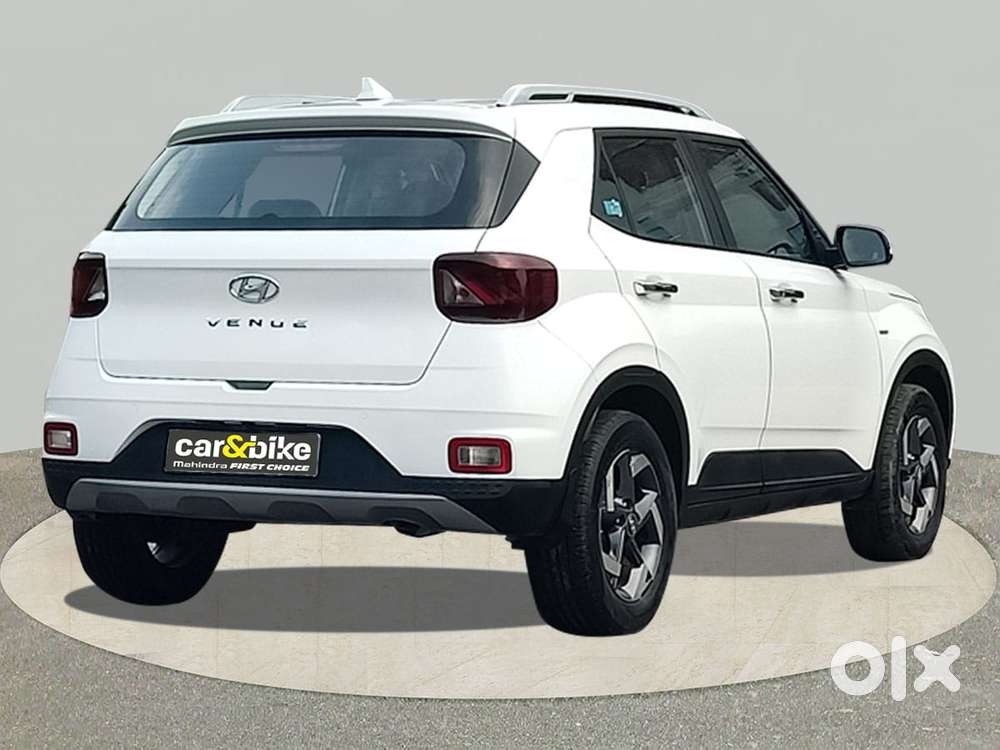 Hyundai Venue Sx+ At, 2021, Petrol