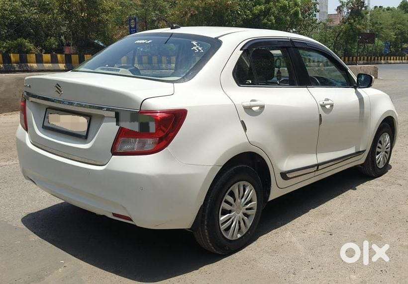 Maruti Suzuki Dzire 1.2 Vxi, 2022, Petrol