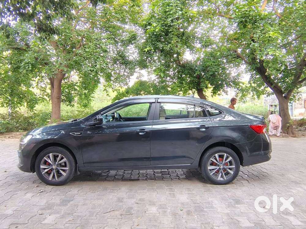 Skoda Slavia 1.0 Active Tsi, 2022, Petrol