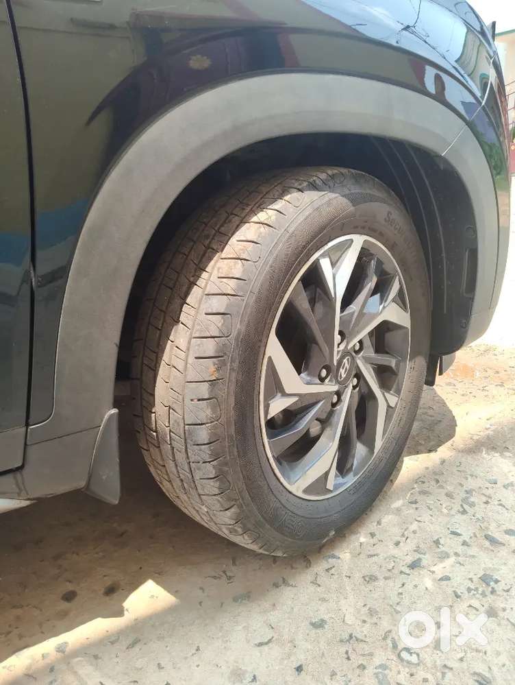 Hyundai Creta Top Model Dec 2021 Petrol Good Condition.