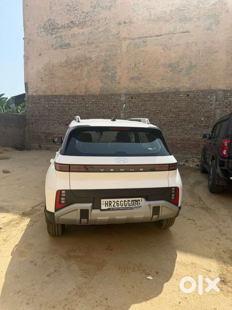 Hyundai Venue Hx5 New Design 2025/2026 Petrol Mt