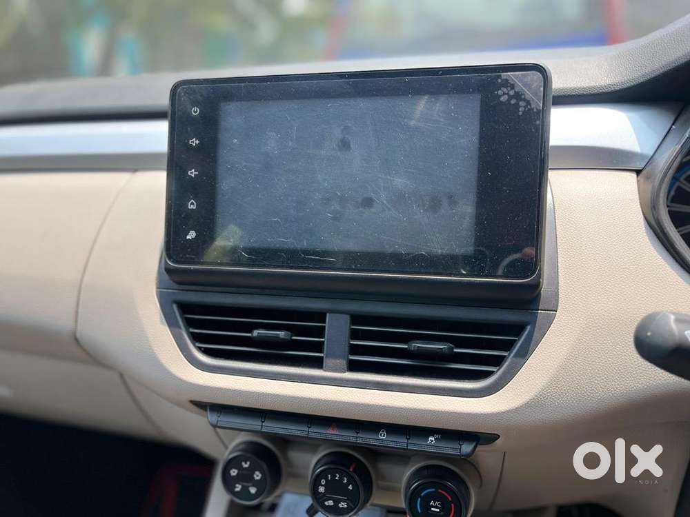 Renault Triber 2025 Petrol 3596 Km Driven