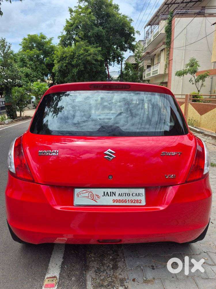 Maruti Suzuki Swift 2011-2014 Vxi, 2015, Petrol