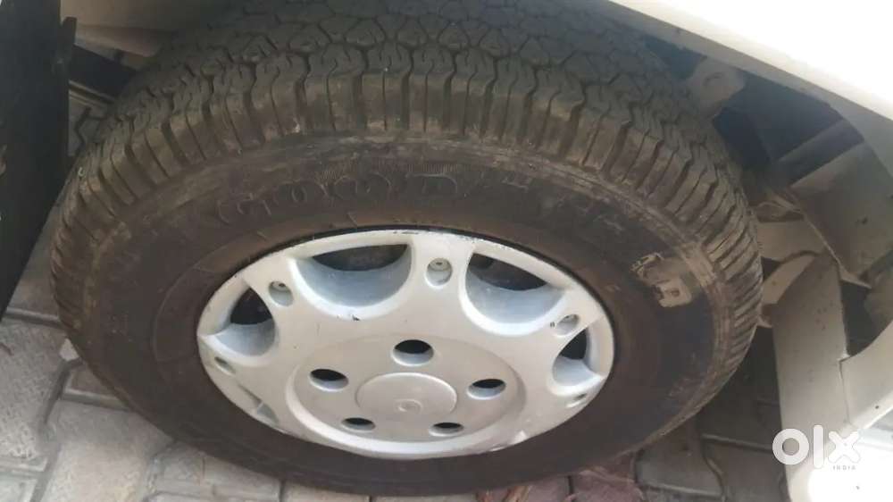 Mahindra Bolero 2006 Diesel With Power Window And 4 Years Life
