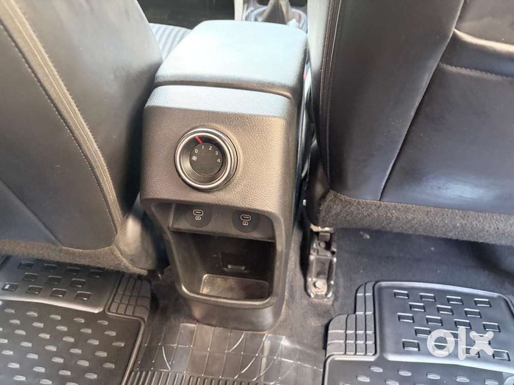 Kia Carens Prestige Plus Diesel, 2022, Diesel