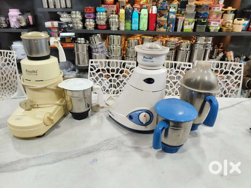 Preethi mixer grinder