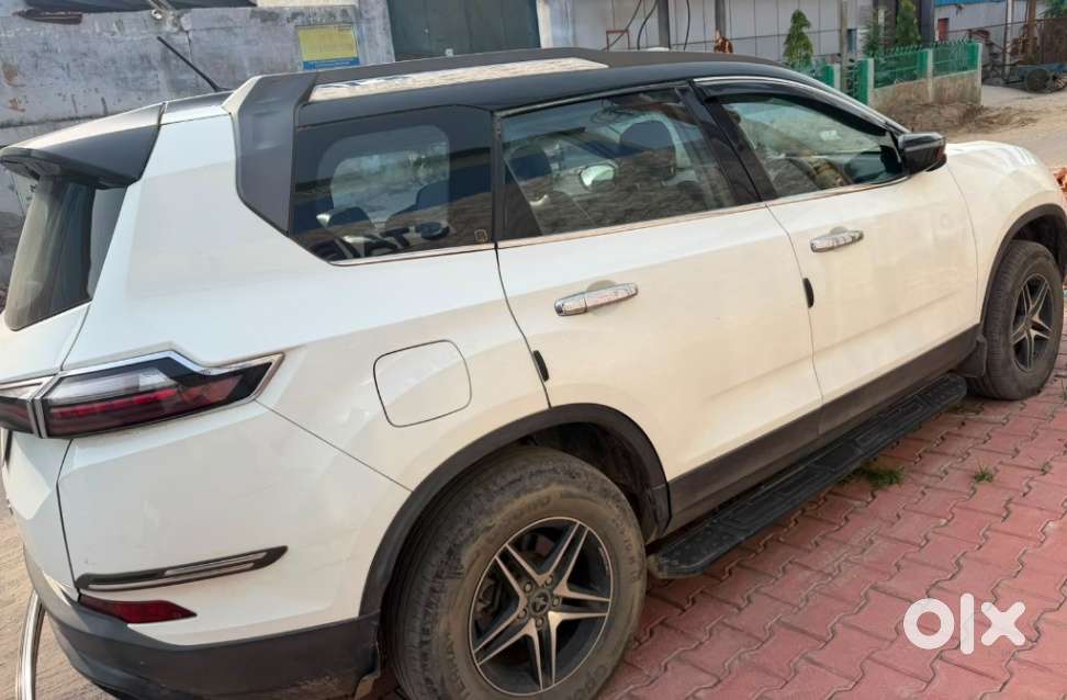 Tata Safari, 2022, Diesel