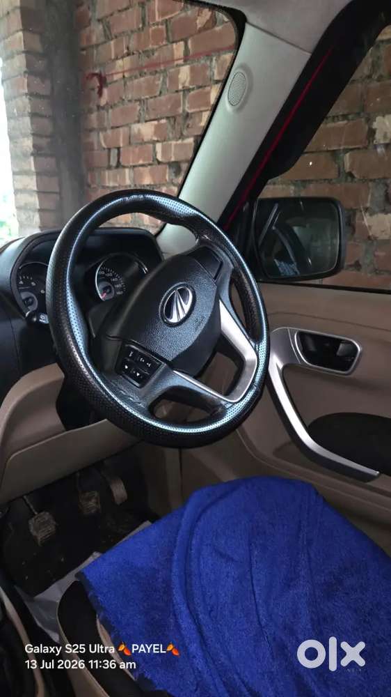 Mahindra Tuv 300 2018 Mhawk100