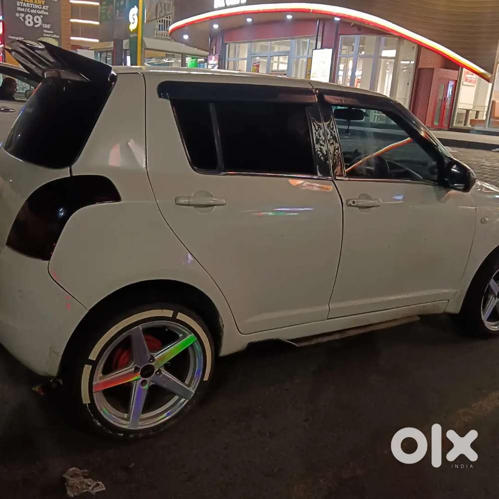 Maruti Suzuki Swift 2011