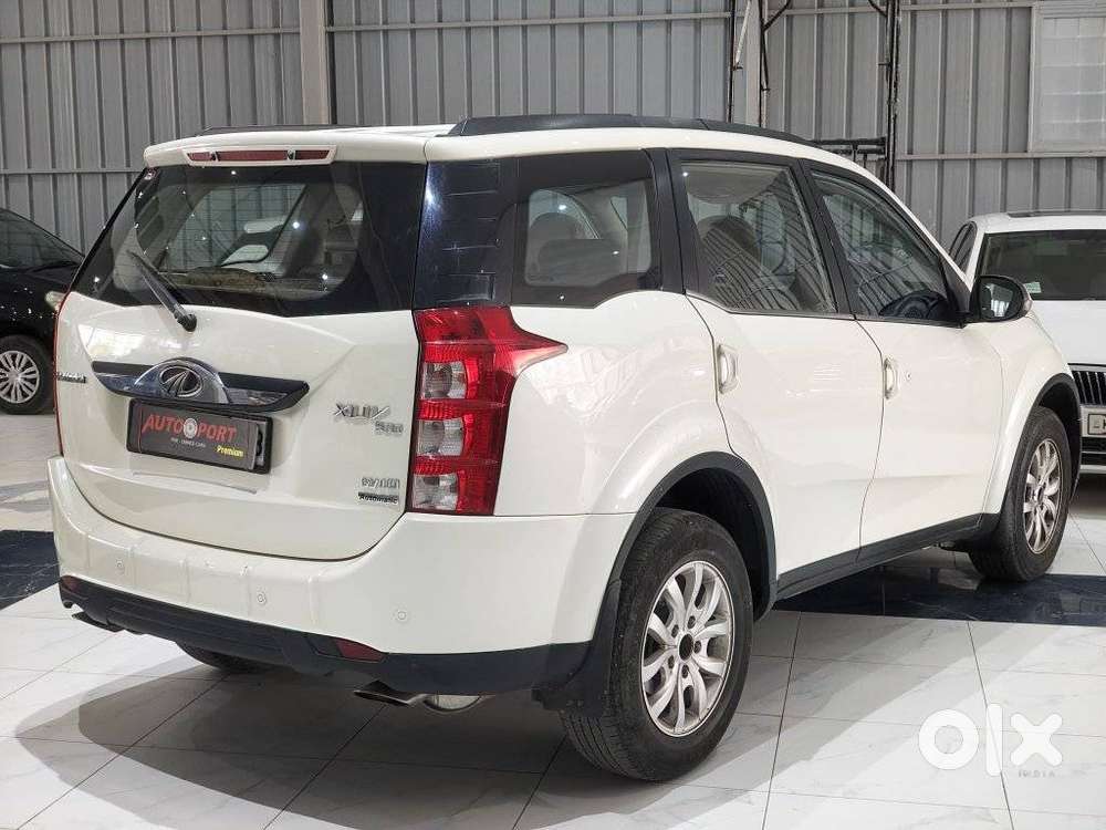 Mahindra Xuv500 At W10 Fwd, 2016, Diesel