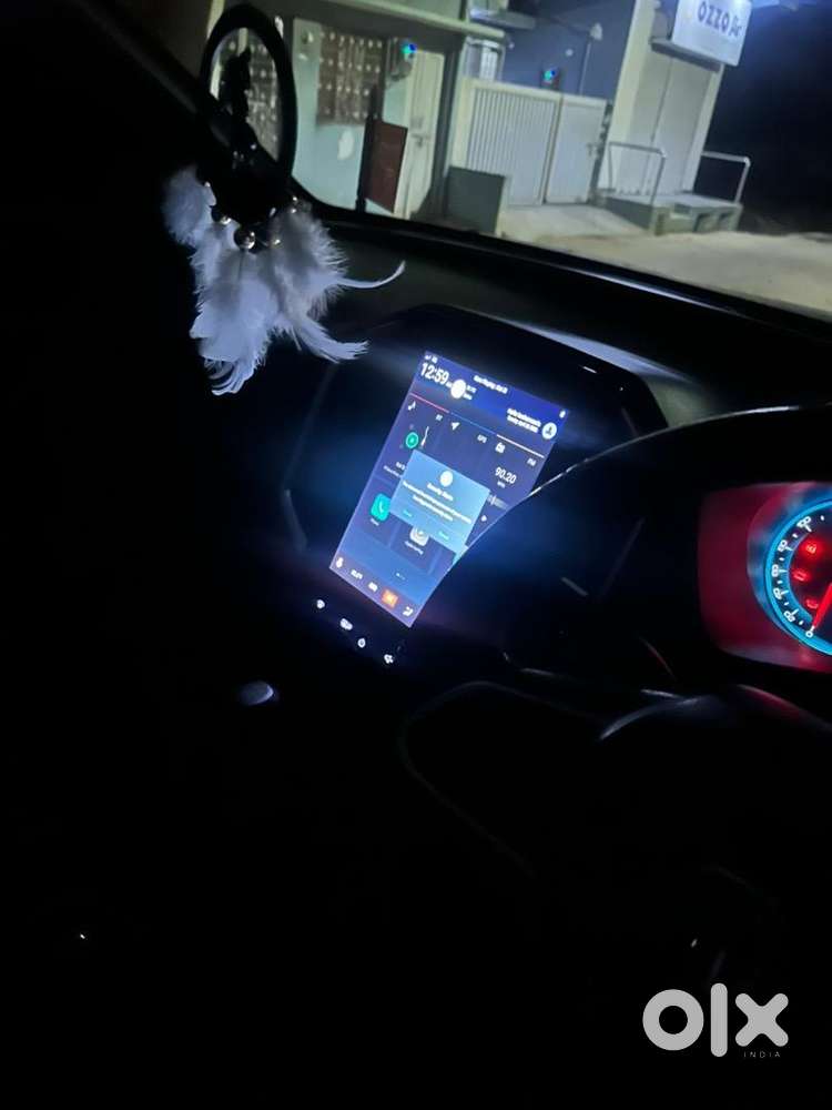 Mg Hector Plus 2021 Diesel Well Maintained