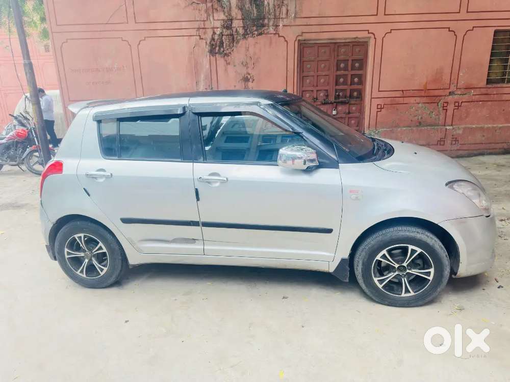 Maruti Suzuki Swift Petrol 2006