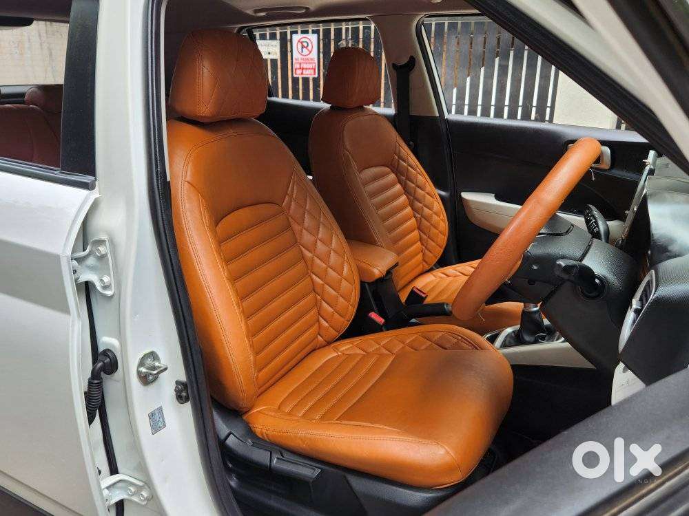 Hyundai Venue Sx Mt, 2023, Diesel