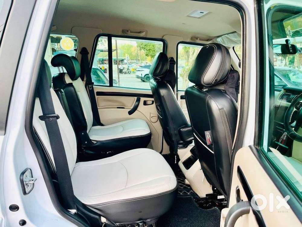 Mahindra Scorpio Classic 2.2 S 11 Mt 7 Str, 2024, Diesel