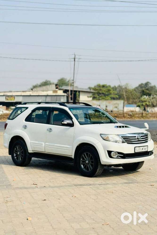 Toyota Fortuner 4x4 At, 2015, Diesel