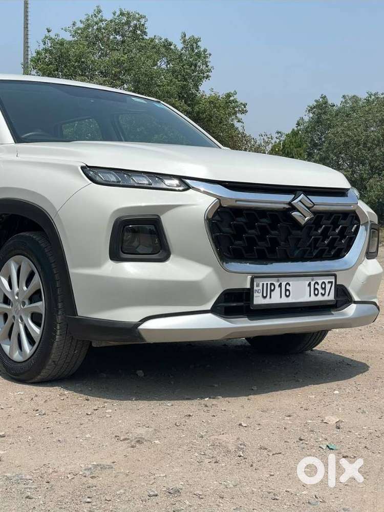 Maruti Suzuki Grand Vitara 1.5 Delta Smart Hybrid At, 2024, Petrol