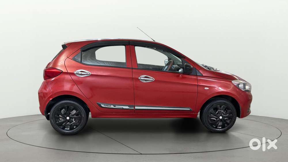 Tata Tiago 1.2 Revotron Xza, 2019, Petrol